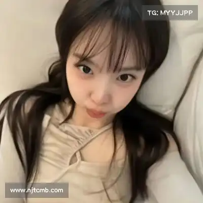 薄发华